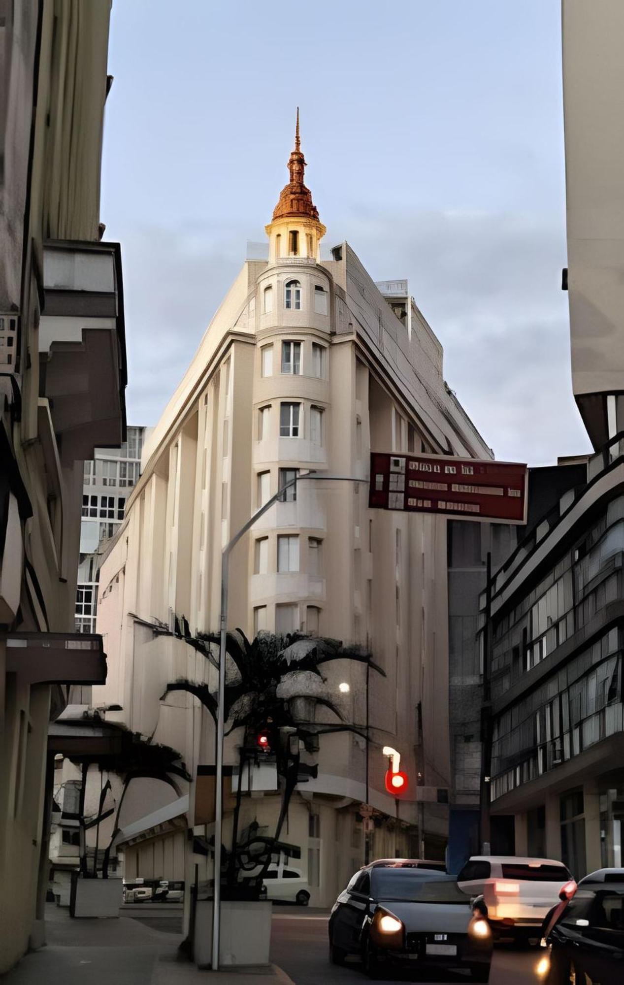 Apartamento Aos Pes Do Poeta